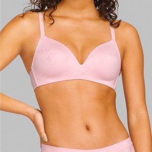 34D Tommy John Bra peachskin lace second skin lightly lined